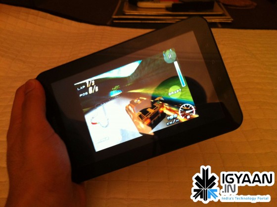 Samsung Galaxy Tablet 14 Samsung Galaxy Tablet 14 560x418 Exclusive – Samsung Galaxy Tab Hands on – iGyaan