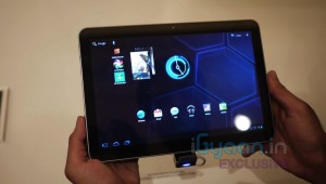 igyaan sf11 galaxy tab hands on12